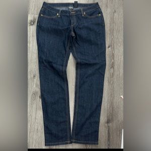 Womens City Streets Dark Denim size 11 straight leg button zipper